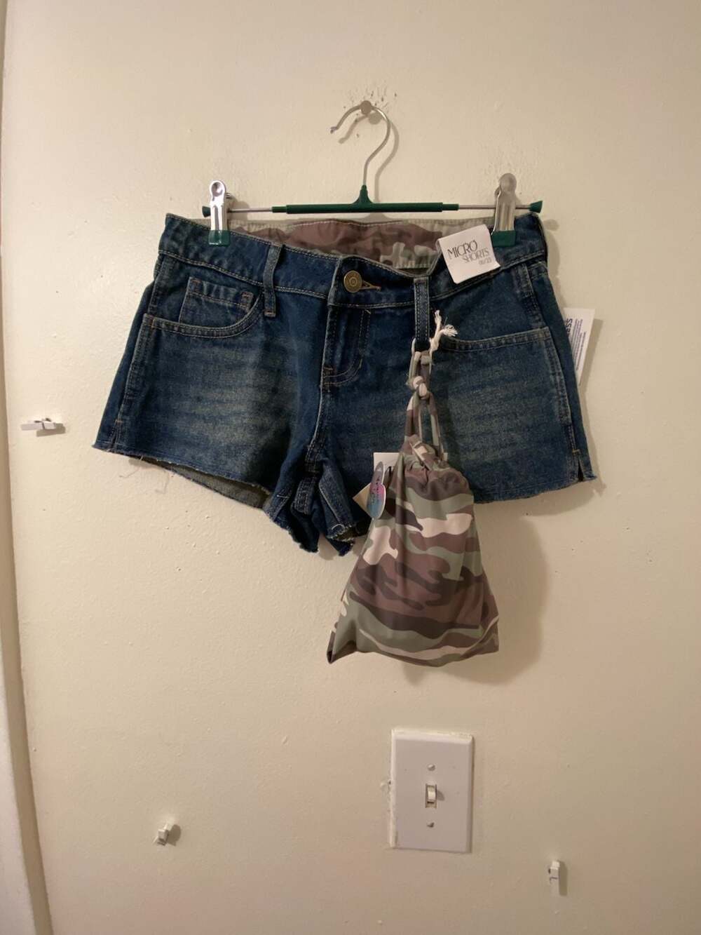 Micro Shorts Size 00/23 Low Rise Denim Cutoffs With Bikini